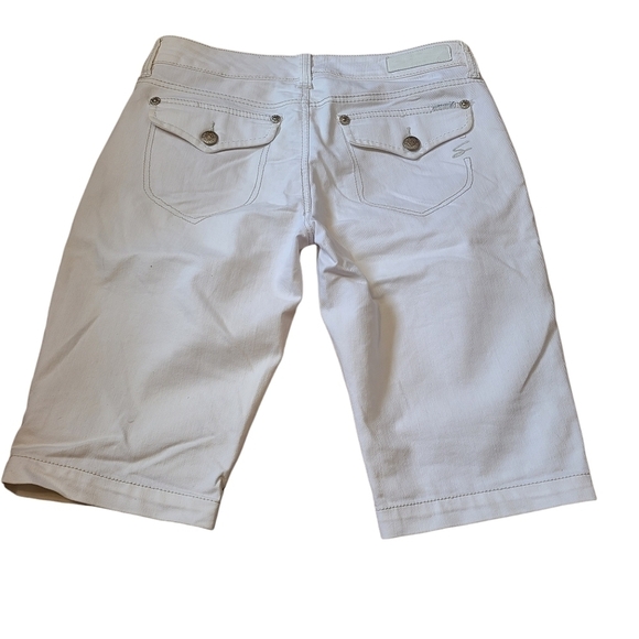 Seven 7 ladies Sz.10 white mid rise knee length jean shorts casual denimcore - Picture 8 of 9